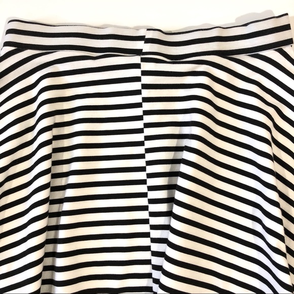 PINK VS Black and White Striped Skater Skirt - Picture 6 of 8